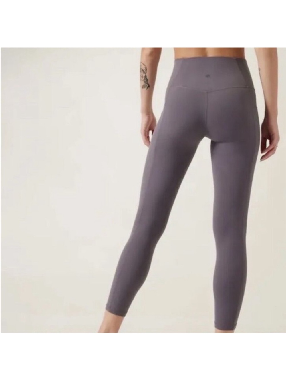 Athleta Salutation Stash - Picture 2 of 5